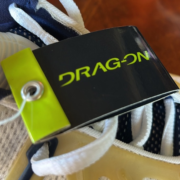 Nike Vintage NWT Zoom AIR / Tennis Shoe / Sneaker / Size 8 / 2001 - Picture 3 of 7